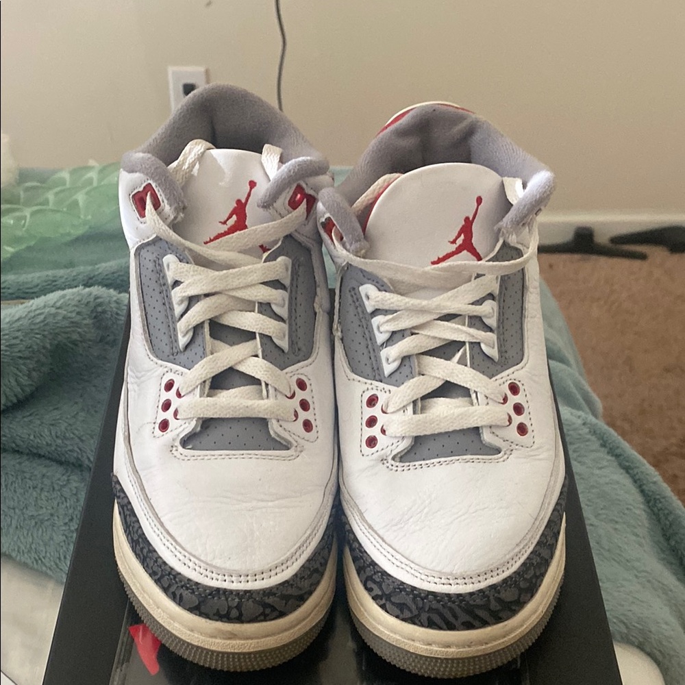 Kids Jordan Sneakers - White and Gray
